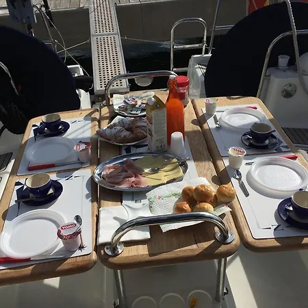 麦迪逊风帆船屋